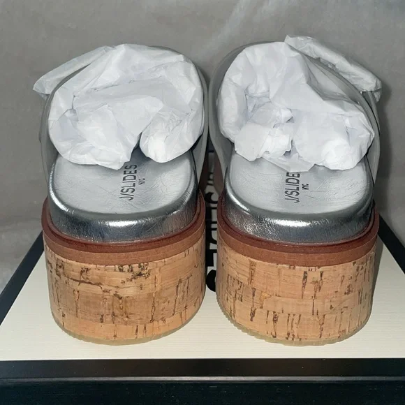 NWT J/SLIDES BELINDA Silver Leather Sandal - Picture 9 of 14